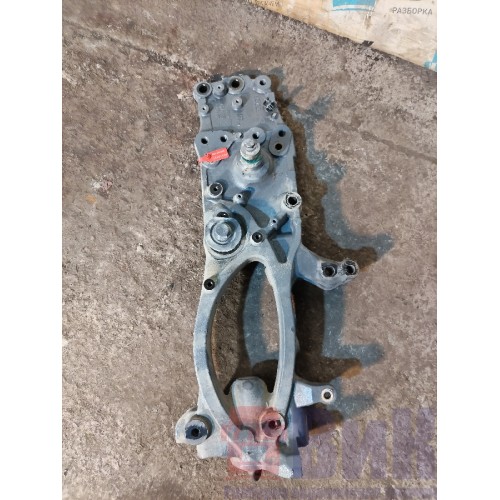 Кронштейн буксировочного крюка DAF 85 CF 175314 RH (987)-2