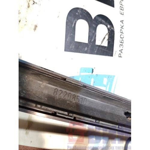 Ступенька откидная Volvo FH 4 732456 нижняя без петель (741)-2