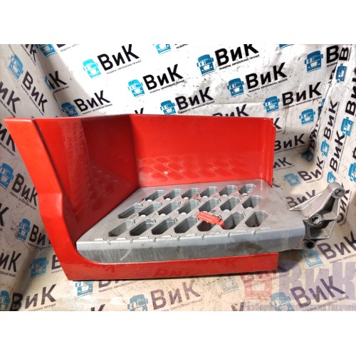 Подножка нижняя Volvo FH 4 732456 RH в сборе с корпусом (810)