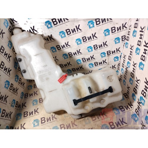 Бачок омывателя Volvo FH 4 732456 с кронштейном (815)