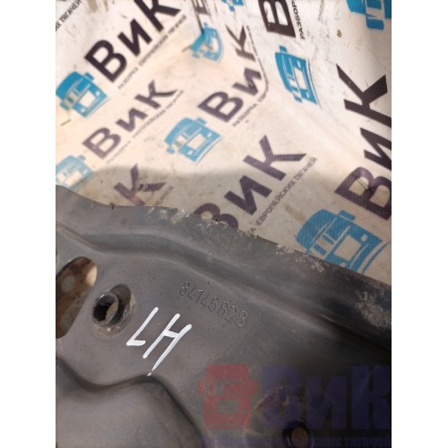 Кронштейн крепления фары Volvo FH 4 732456 LH (817)-2