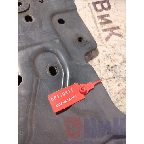 Кронштейн крепления фары Volvo FH 4 732456 LH (817)-1