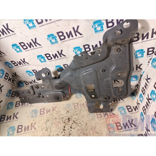 Кронштейн крепления фары Volvo FH 4 732456 LH (817)-3