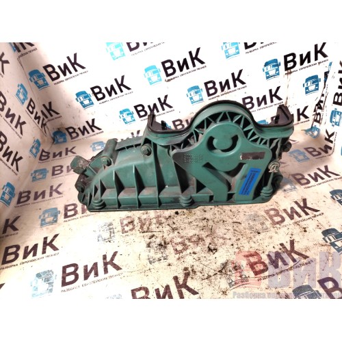 Крышка двигателя Volvo FH 4 732456 D13K (461)