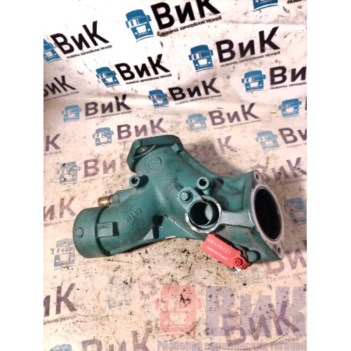 Патрубок охлаждения Volvo FH 4 732456 D13K (721)