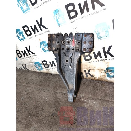 Кронштейн реактивной тяги (бугель) Volvo FH 4 732456 D13K RH (790)