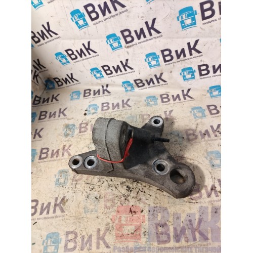 Кронштейн двигателя Volvo FH 4 732456 D13K задний LH (636)