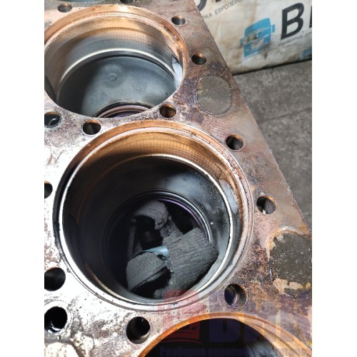 Блок цилиндров двигателя Volvo FH 4 732456 D13K (569)-7