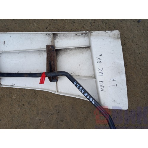 Спойлер кабины MAN ш.к. XXL боковой верхняя часть LH (723)-7