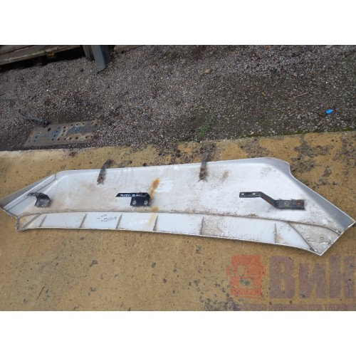 Спойлер кабины Volvo верхний (724)-5