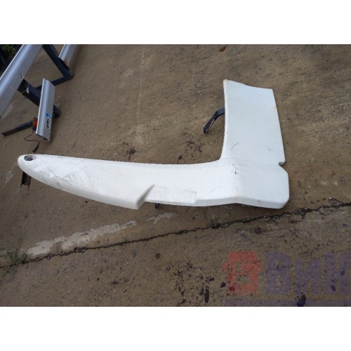 Спойлер кабины Volvo угол верхняя часть RH (725)-12