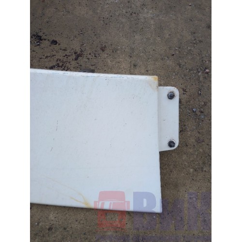 Спойлер кабины Volvo угол верхняя часть RH (725)-7