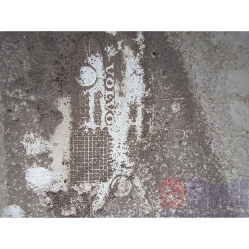 Спойлер кабины Volvo угол верхняя часть RH (725)-3