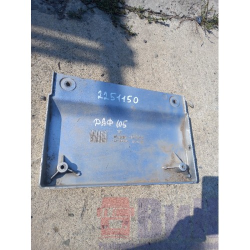 Спойлер кабины DAF 105 боковой (150)-1