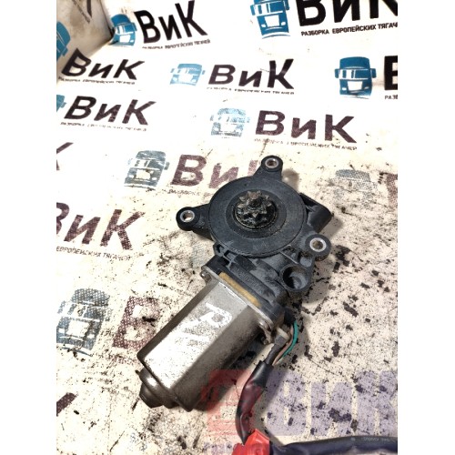 Моторчик стеклоподъемника MAN TGA 458073 RH ориг. (357)