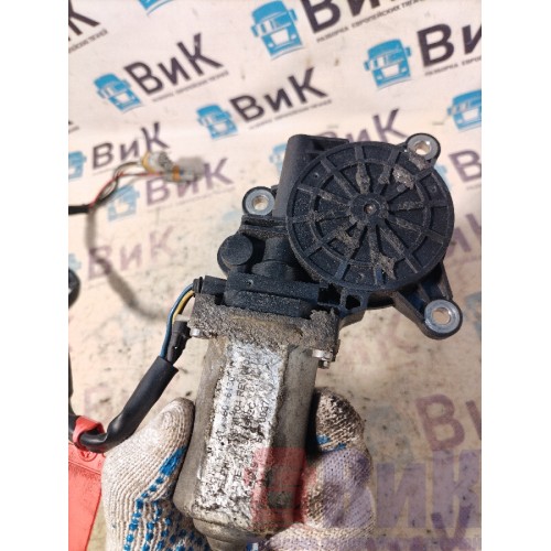 Моторчик стеклоподъемника MAN TGA 458073 RH ориг. (357)-2