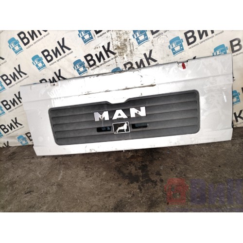 Капот MAN TGA 458073 ш.к. с деф. (141)