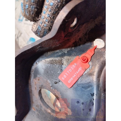 Кронштейн замка кабины MAN TGA 458073 (308)-2