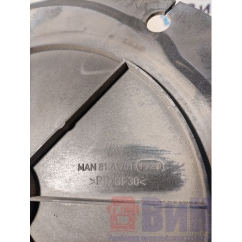 Заглушка пола кабины MAN TGX 18 440 032053 (408)-1