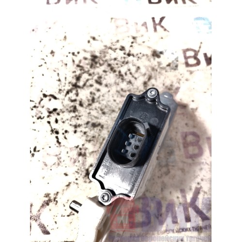 Моторчик стеклоподъемника MAN TGX 18 440 032053 RH (406)-2