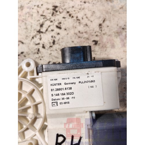 Моторчик стеклоподъемника MAN TGX 18 440 032053 RH (406)-3