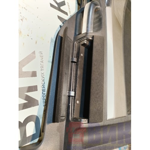 Обшивка (карта) двери MAN TGX 18 440 032053 LH (193)-3