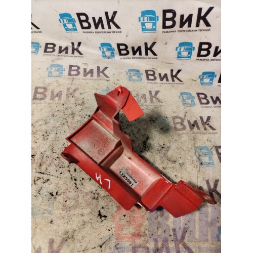 Накладка петли двери MAN TGX 18 440 032053 LH (186)-1