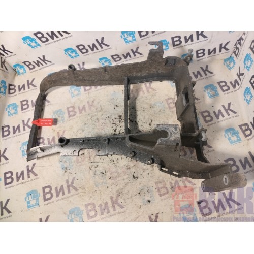 Кронштейн фары DAF 85 CF 935508 RH (113)