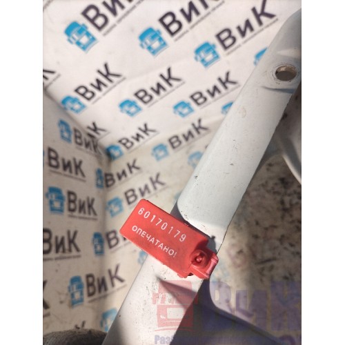 Накладка на фару DAF 85 CF 935508 RH (179)-2