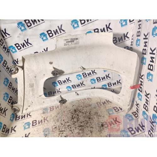 Накладка на фару DAF 85 CF 935508 RH (179)-1