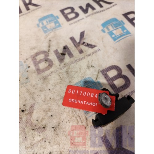 Замочек бардачка DAF 85 CF 935508 (084)-1