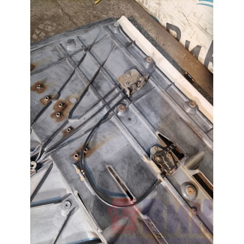 Капот DAF 85 CF 935508 в сборе с замками с мел.деф. (030)-3