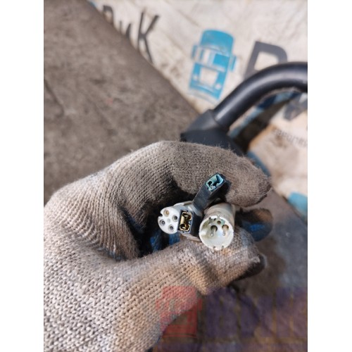 Стойка зеркал DAF 85 CF 935508 в сборе LH (046)-1