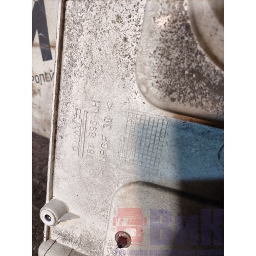 Крышка инструментального ящика DAF 85 CF 935508 в сборе LH (373)-4