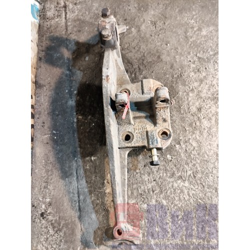 Кронштейн пневмоподушек DAF 85 CF 935508 RH (419)-4