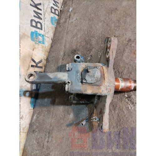 Цапфа (кулак поворотный) DAF 85 CF 935508 LH (393)-1