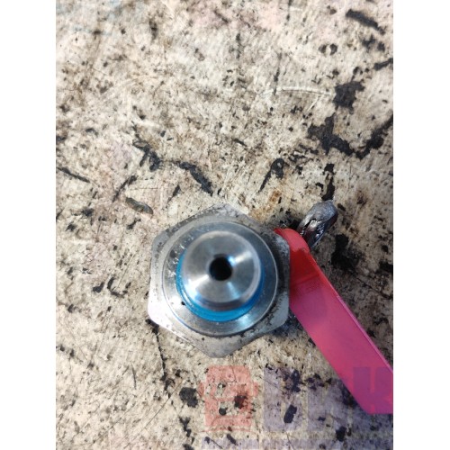 Датчик давления топлива DAF 85 CF 935508 (394)-4