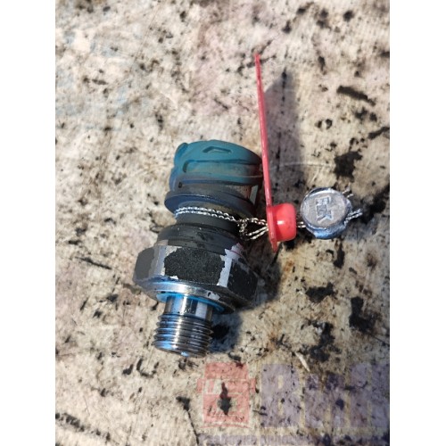 Датчик давления топлива DAF 85 CF 935508 (394)-1