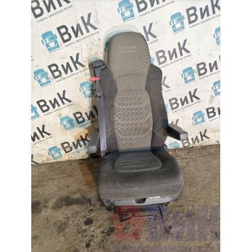 Сиденье пассажирское DAF 85 CF 935508 табуретка (454)