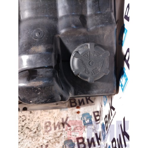 Бак расширительный DAF 85 CF 935508 с датчиком (421)-5