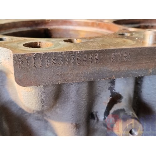 Блок цилиндров двигателя Renault T DTI 11 003088 (735)-11