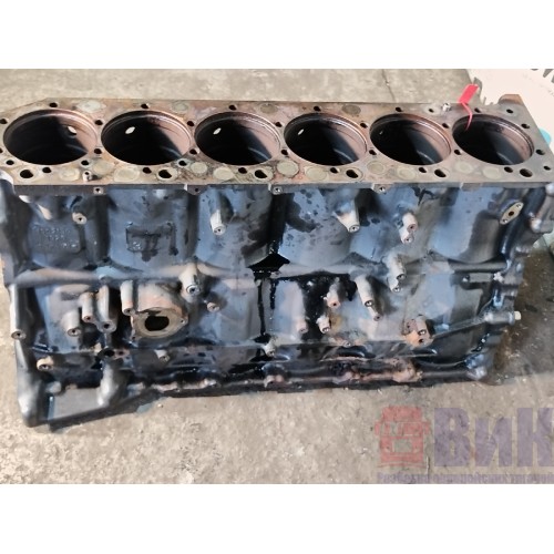 Блок цилиндров двигателя Renault T DTI 11 003088 (735)-1