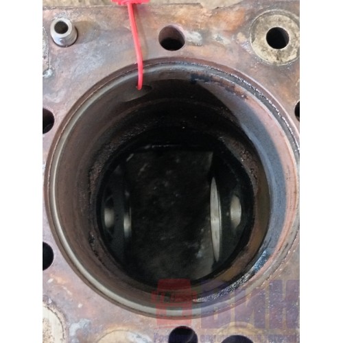 Блок цилиндров двигателя Renault T DTI 11 003088 (735)-10