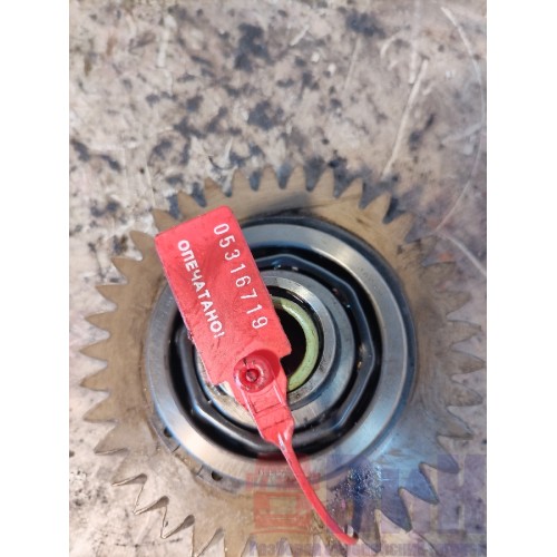 Шестерня ГРМ промежуточная Renault T DTI 11 003088 (719)-1