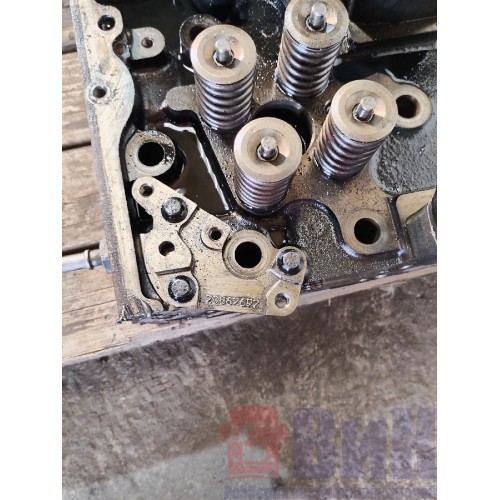 Головка блока цилиндров (ГБЦ) Renault T DTI 11 003088 (882)-5