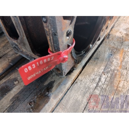 Головка блока цилиндров (ГБЦ) Renault T DTI 11 003088 (882)-2