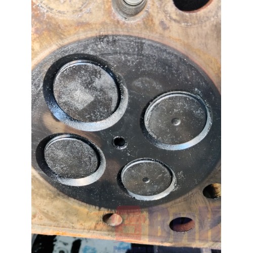 Головка блока цилиндров (ГБЦ) Renault T DTI 11 003088 (882)-10