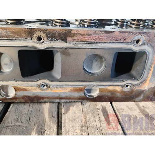 Головка блока цилиндров (ГБЦ) Renault T DTI 11 003088 (882)-8