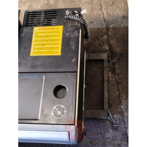 Холодильник DAF 105 991137 в сборе с салазками и ящиком (628)-1