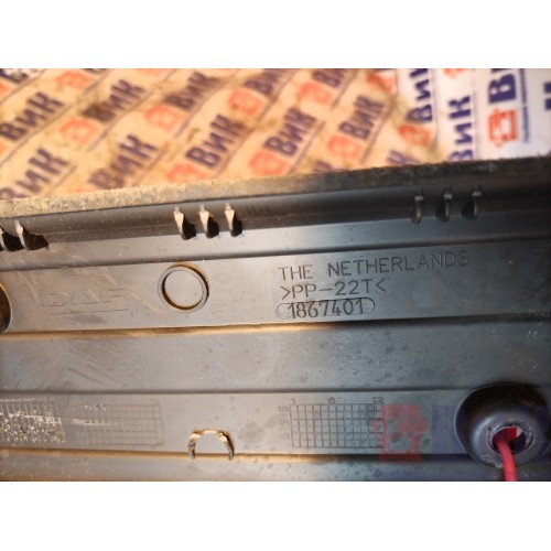 Накладка на порог DAF 105 991137 RH (604)-2